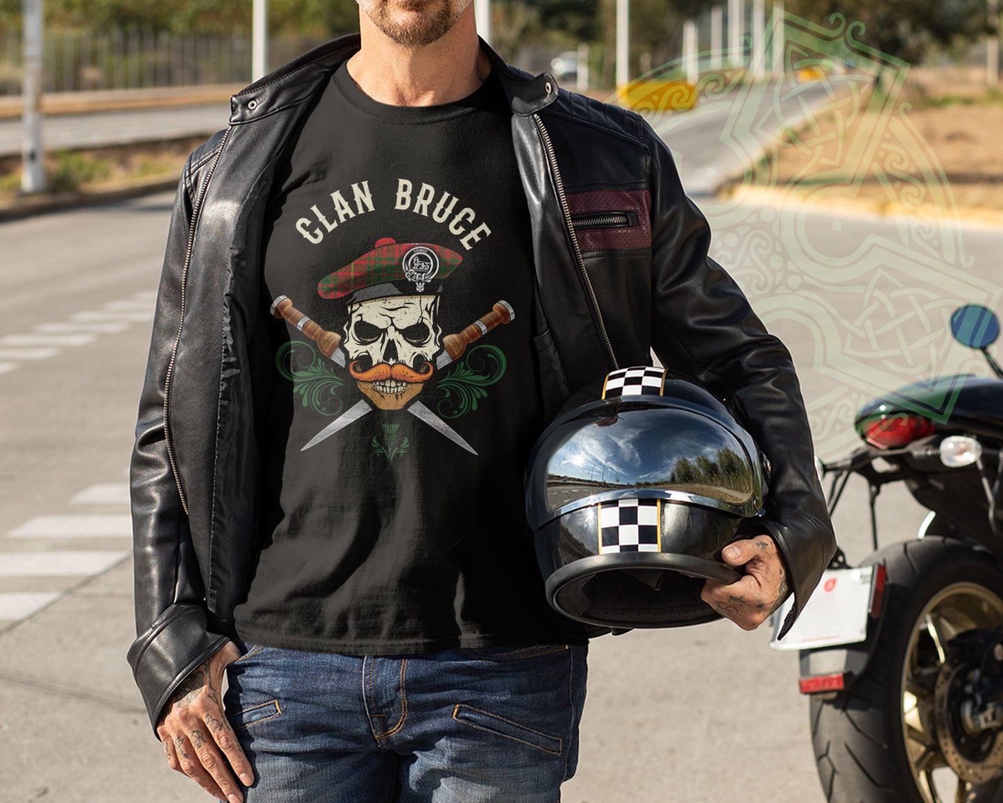Clan Bruce Scottish Tartan Skull T-Shirt