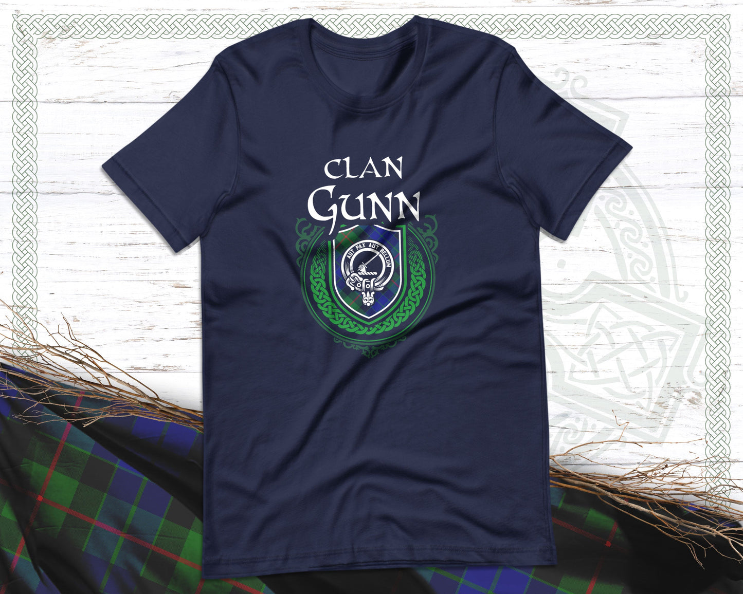 Clan Gunn Scottish Clan Badge Crest T-Shirt